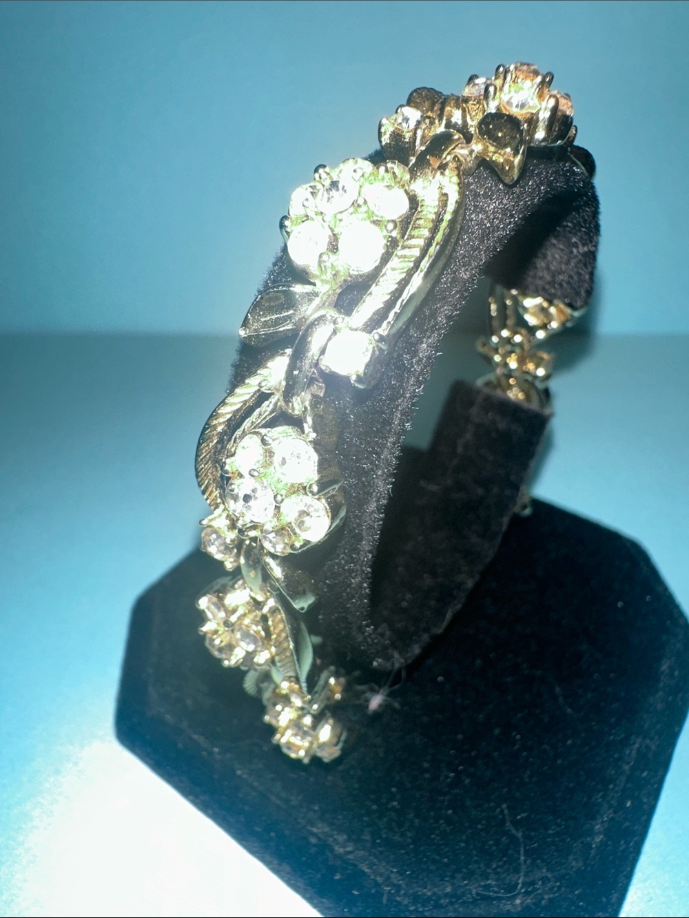 Lisner Rhinestone Bracelet - Picture 2 of 6